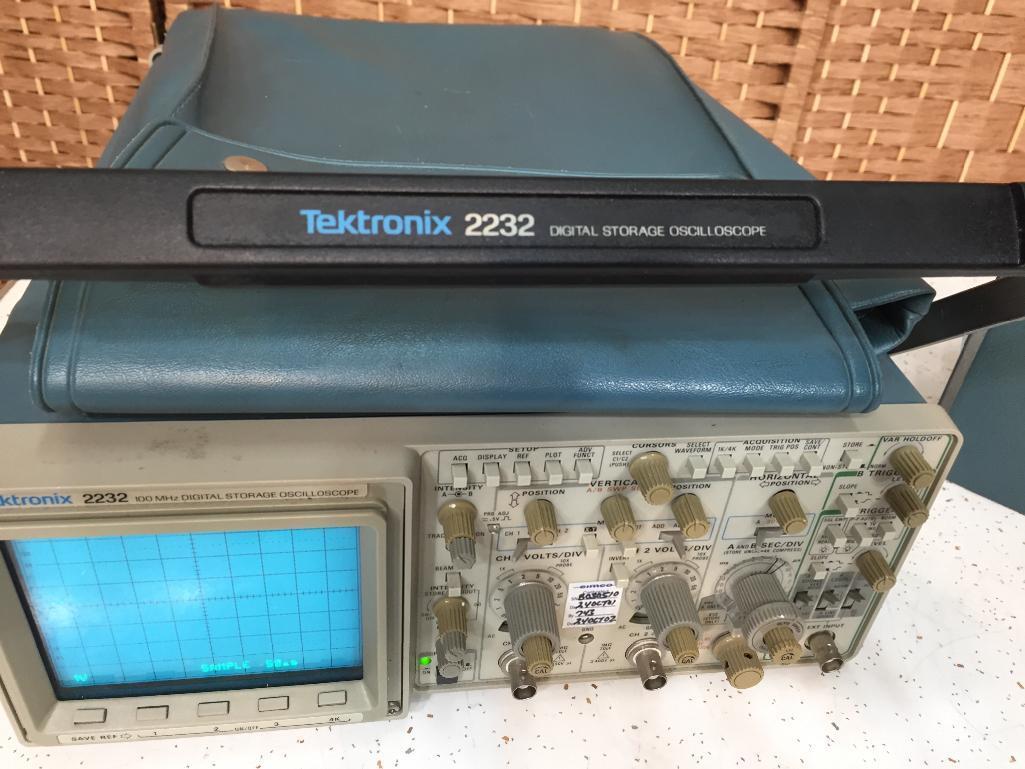 Tektronix 2232 100MHz 2 Channel DSO Digital Storage Oscilloscope