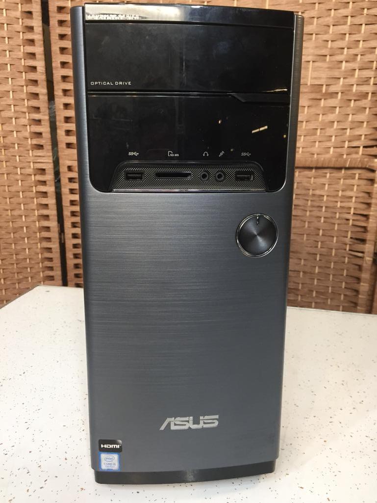 Asus VivoPC M32CD Intel i5-7400 3.0GHz 8GB 640GB Win 10 Pro Desktop Computer