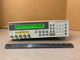 Hewlett Packard HP 4263B LCR Meter / Inductance / Capacitance / Resistance Meter