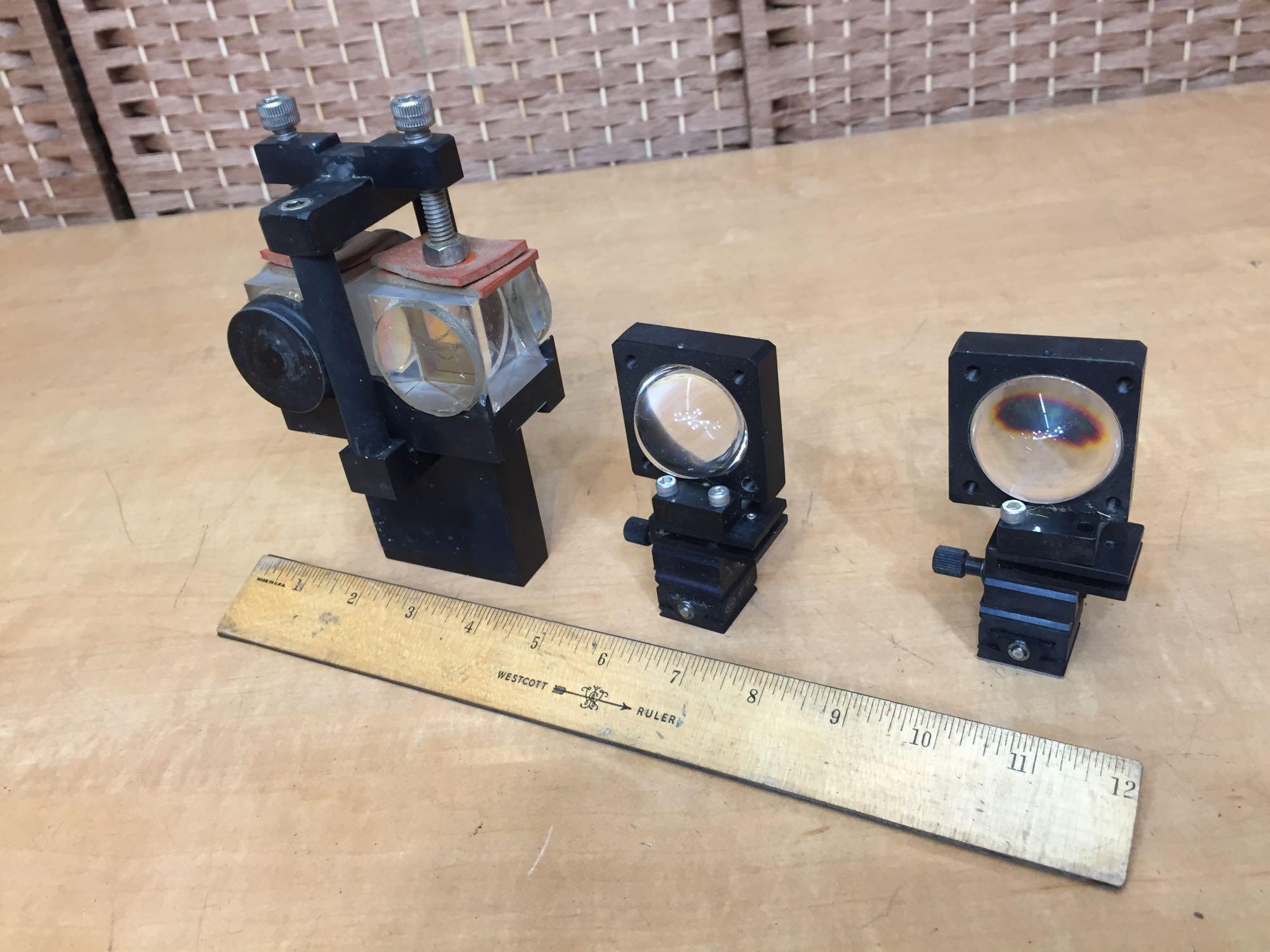 Newport NRC MT-XY Dual Axis Lens Mount with Semispherical Lens & Square Lens Mount - 3pcs