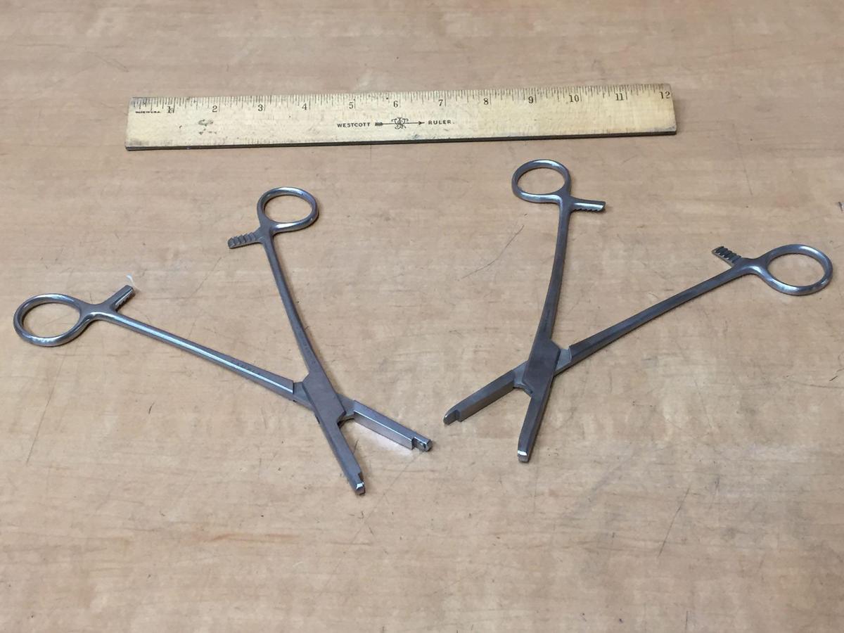 Zimmer 1266-01 & 1266-03 Harrison Spinal Hook Holders / Surgical Instruments - 2pcs