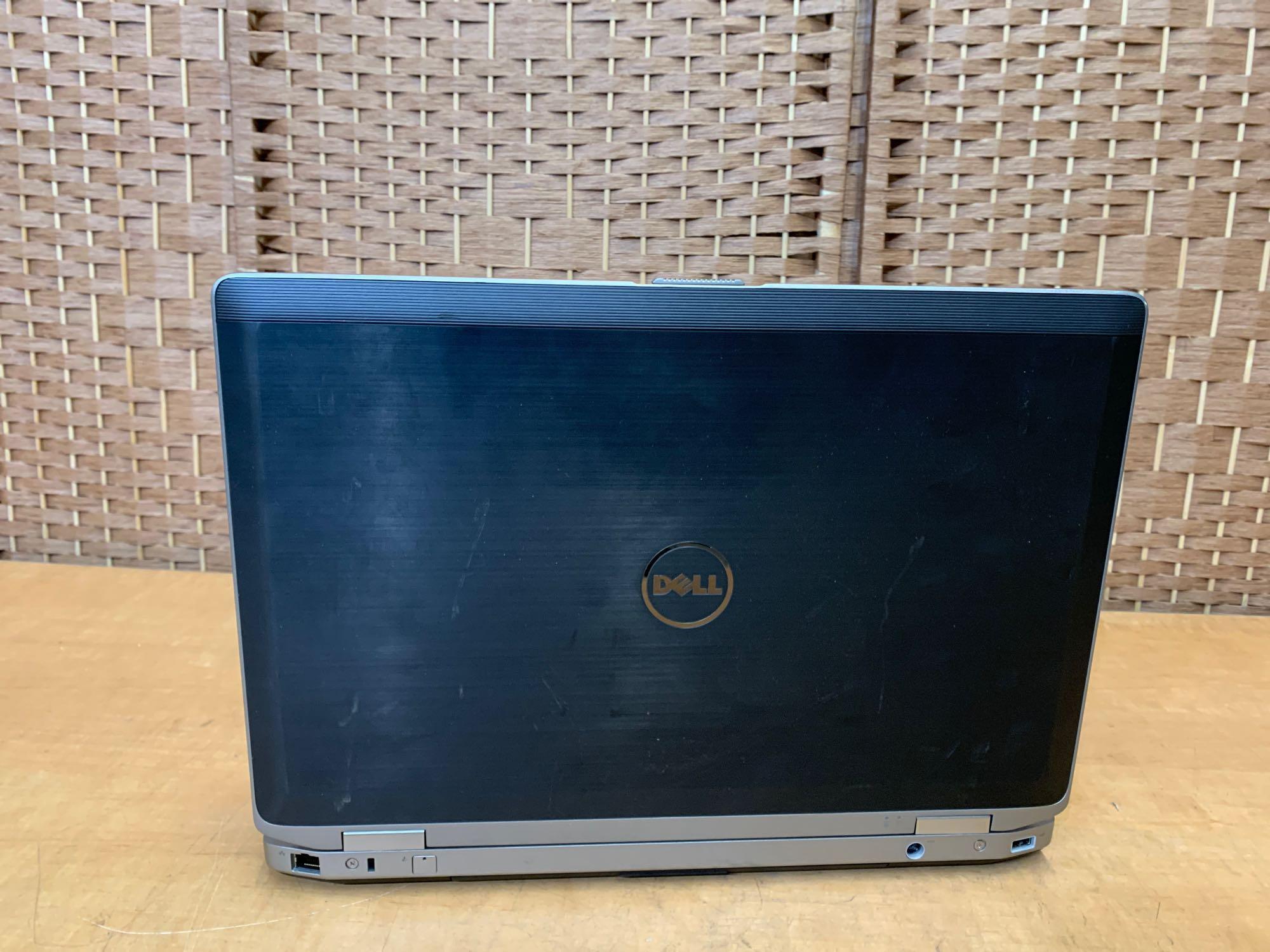 Dell Latitude E6520 15.6" LCD Intel i7-2720QM 2.2GHz 4GB 250GB Wifi Win 10 Home Laptop Computer