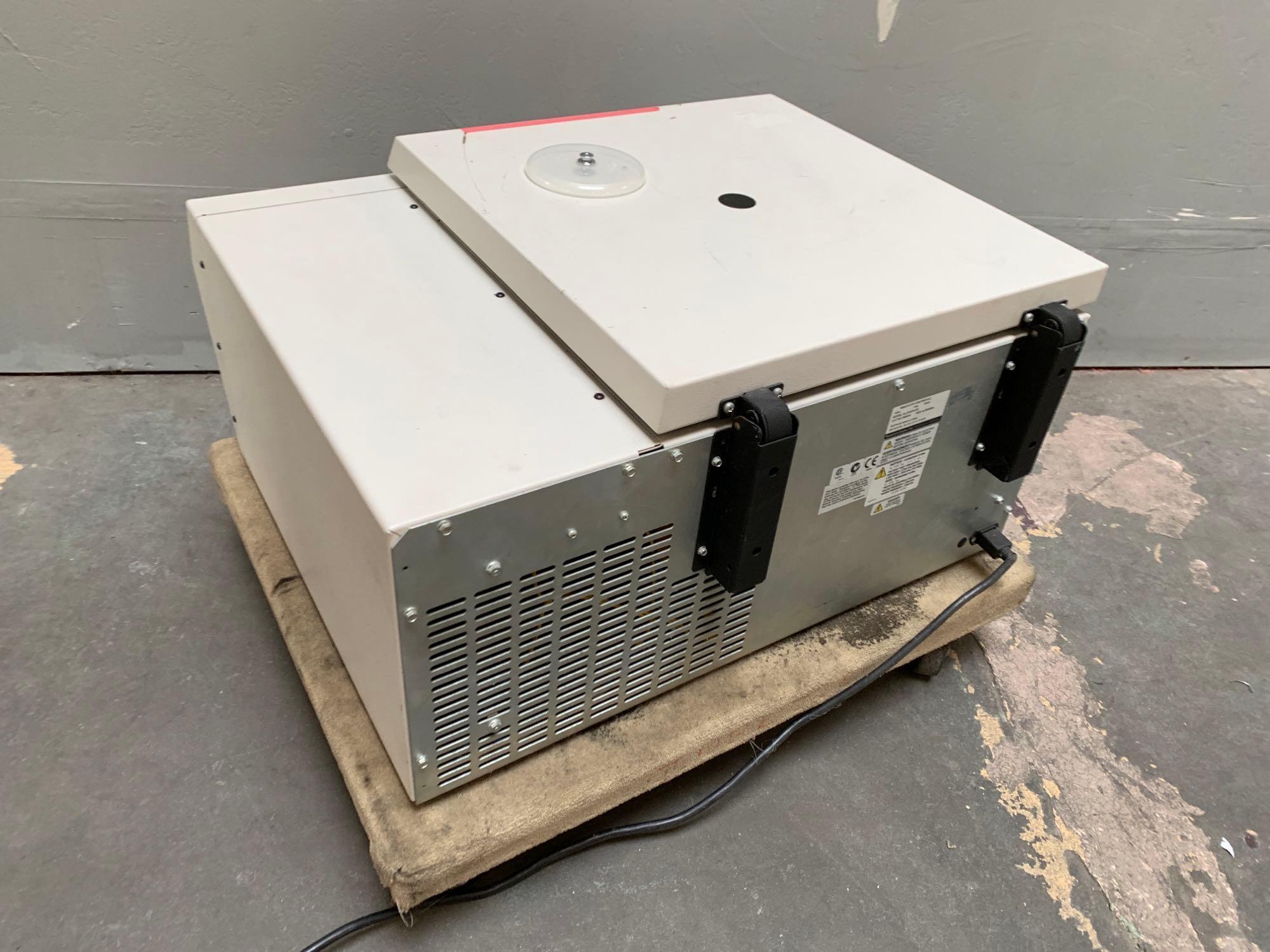 Beckman Coulter Allegra 6R Refrigerated Centrifuge