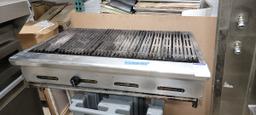 Stainless steel gas char grill 4' with missing knobs