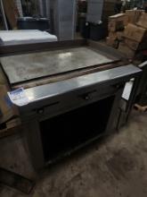 Garland stainless steel gas flat top with cabinet 3' x 33"