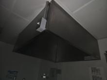 Stainless steel exhaust hood 4' x 4' (Only hood, no fan)