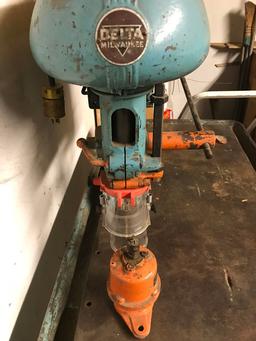 Delta/Rockwell Model DP220 table mounted drill head