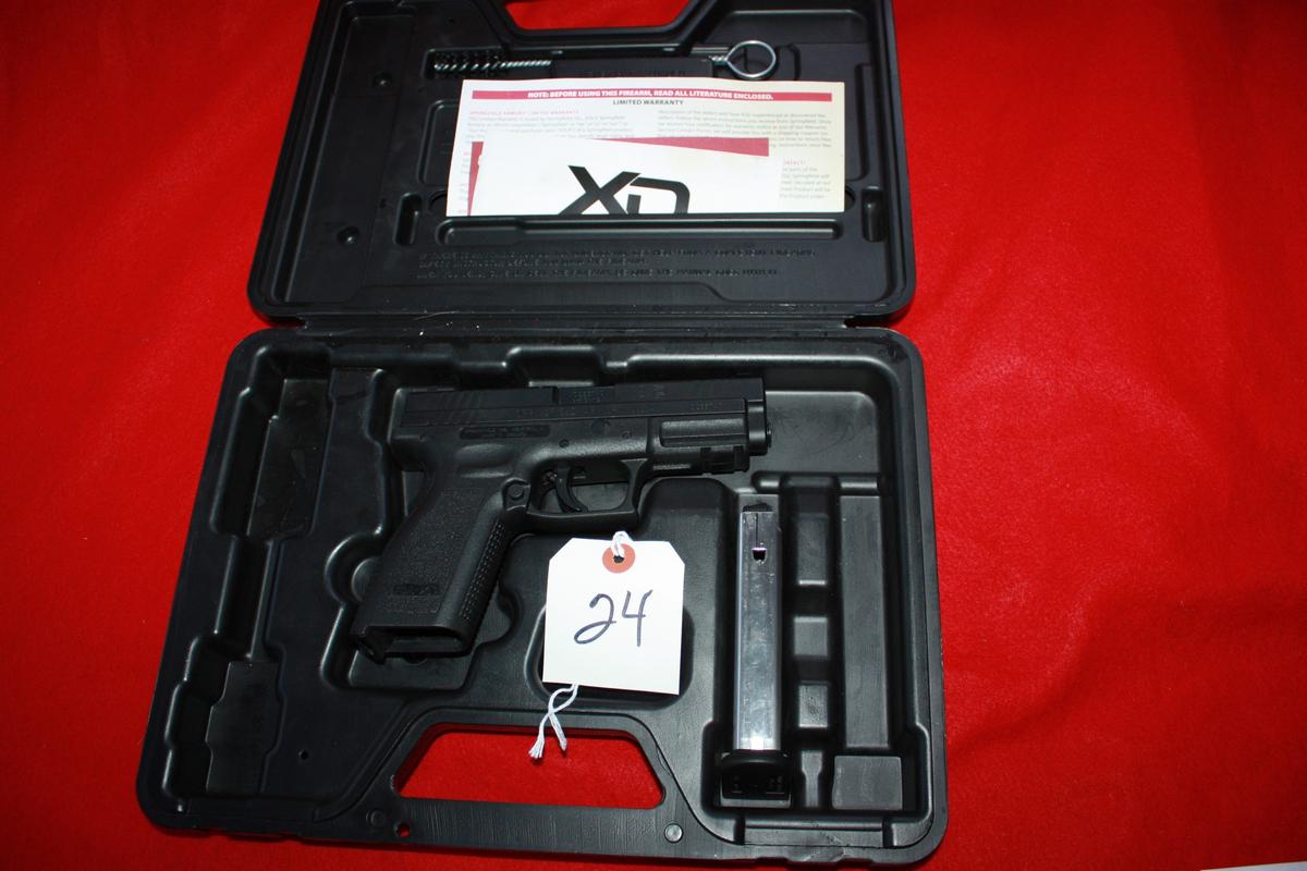 Springfield Armory XD9 9mm w/Case