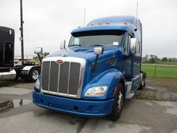 2014 PETERBILT 587 Conventional