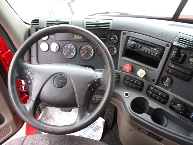 2013 FREIGHTLINER CA11364ST Cascadia Conventional