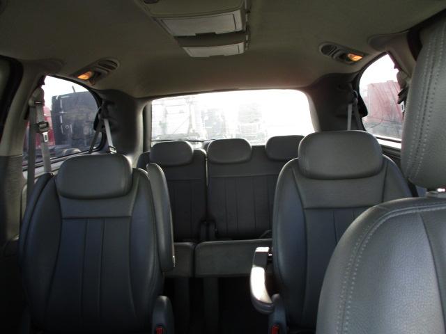 2006 CHRYSLER Town & Country Mini Van