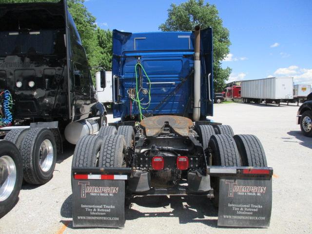 2012 VOLVO VNL64T-630 Conventional