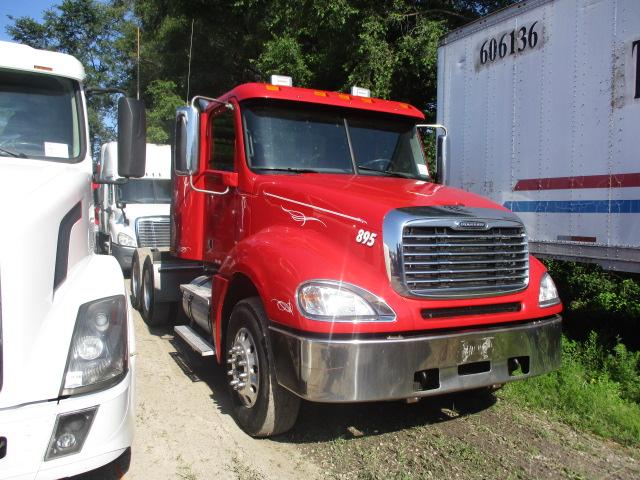 2016 FREIGHTLINER CL12064ST Columbia Glider Kit