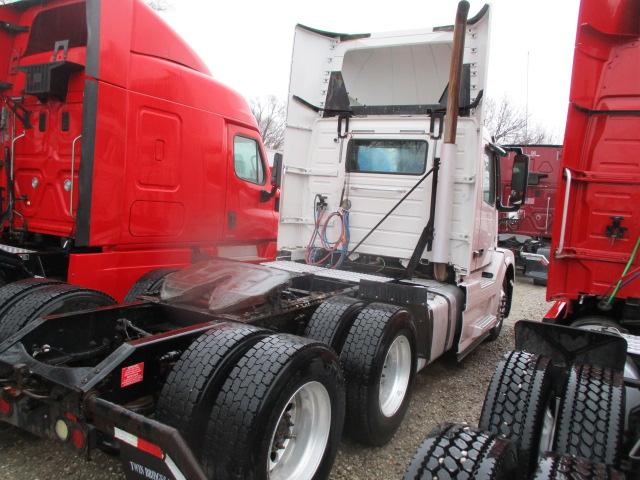 2014 VOLVO VNL64T Conventional