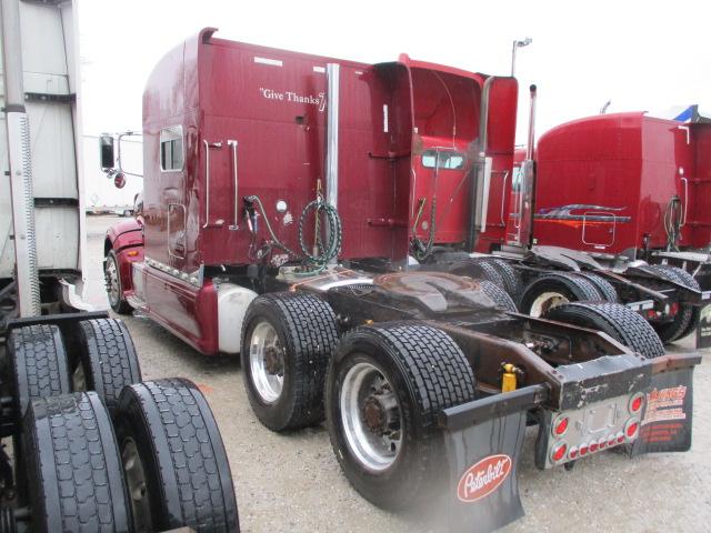 2009 PETERBILT 386 Ultra Cab Conventional