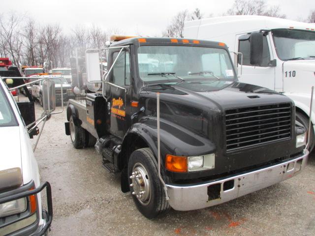 1997 INTERNATIONAL 4700 Wrecker