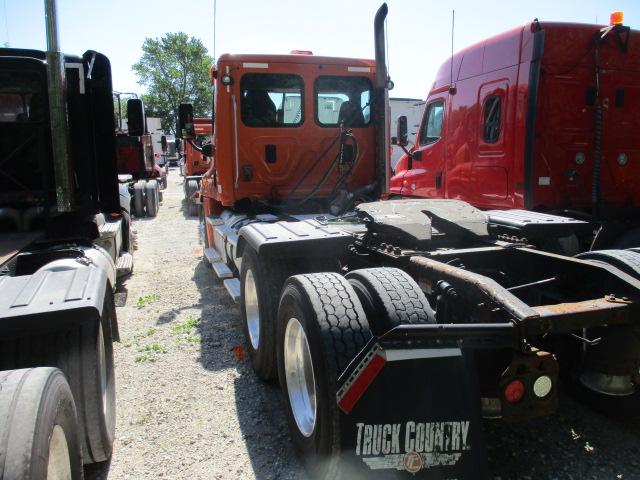 2013 FREIGHTLINER CA12564ST Cascadia Conventional