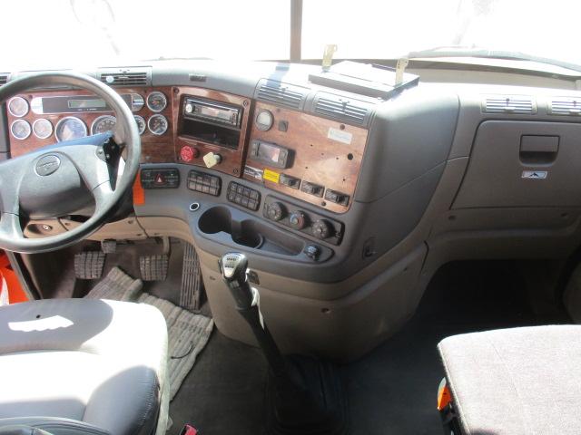 2013 FREIGHTLINER CA12564ST Cascadia Conventional