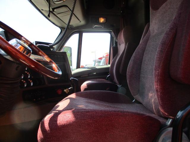 2012 KENWORTH T700 Conventional