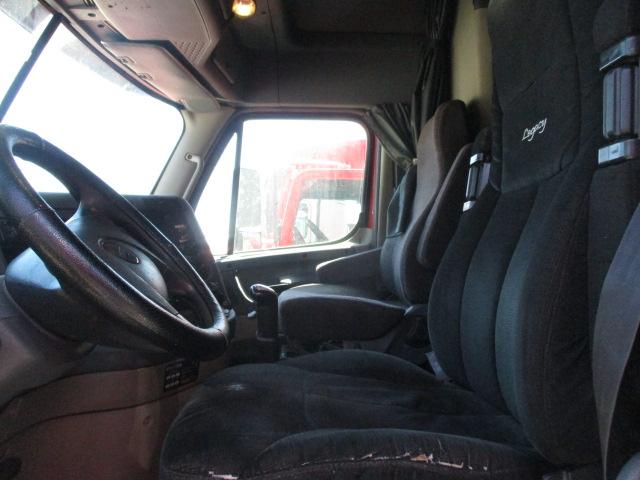 2012 FREIGHTLINER CA12564ST Cascadia Conventional