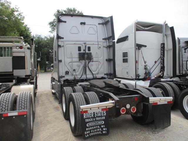 2015 FREIGHTLINER CA12564ST Cascadia Evolution Conventional