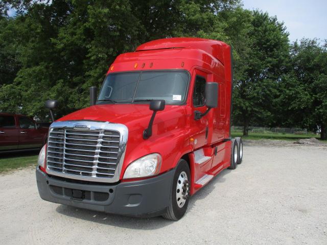 2014 FREIGHTLINER CA12564ST Cascadia Evolution Conventional