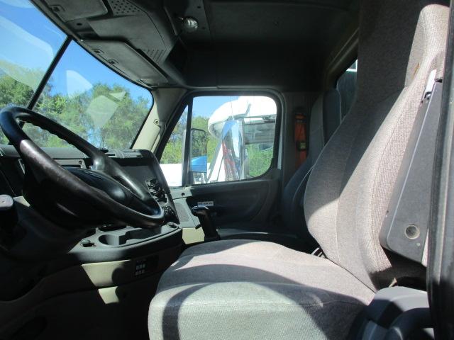 2016 FREIGHTLINER CA11364ST Cascadia Conventional