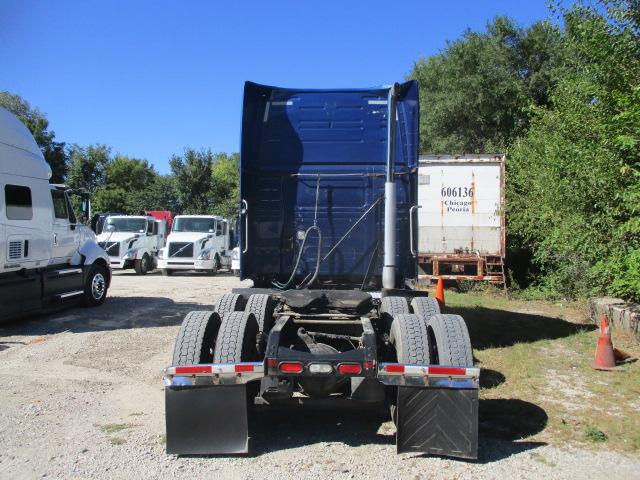 2014 VOLVO VNL64T-780 Conventional