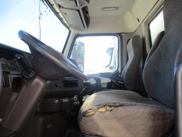 2014 VOLVO VNL300 Conventional