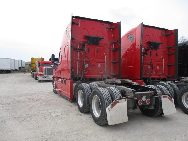 2018 FREIGHTLINER CA12664ST Cascadia Conventional