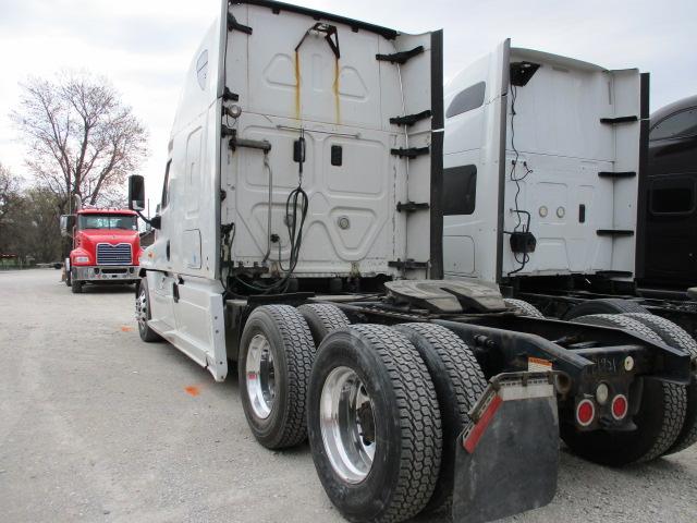 2014 FREIGHTLINER CA12564ST Cascadia Conventional