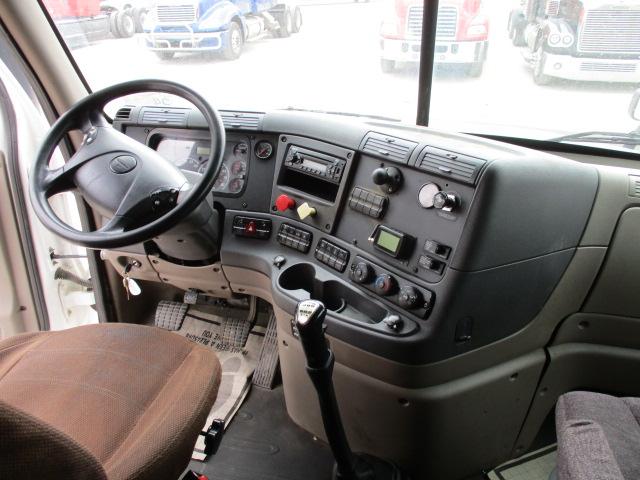 2014 FREIGHTLINER CA12564ST Cascadia Conventional