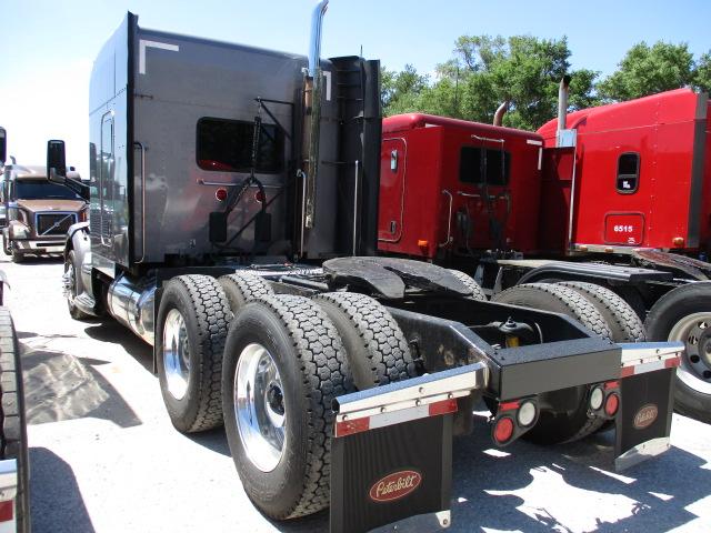 2015 PETERBILT 579 Ultra Cab Conventional