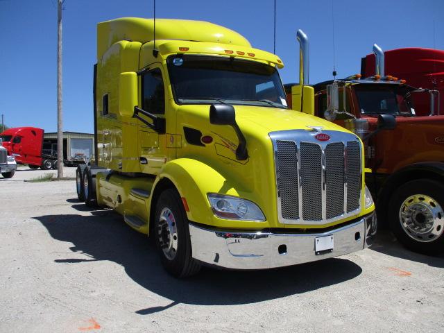 2017 PETERBILT 579 Ultra Cab Conventional