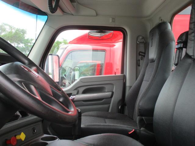 2018 KENWORTH T680 Conventional