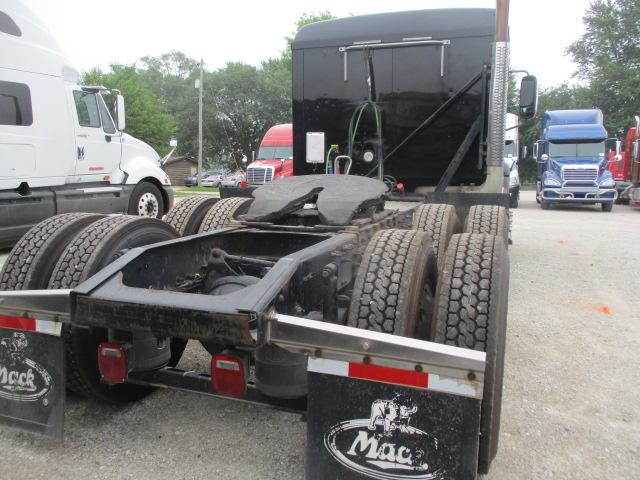 2013 MACK CXU613 Pinnacle Conventional