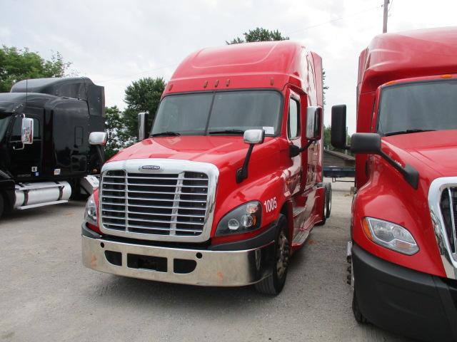 2017 FREIGHTLINER CA12564ST Cascadia Evolution Conventional