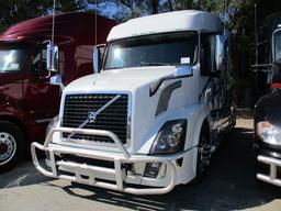 2016 VOLVO VNL64T-730 Conventional