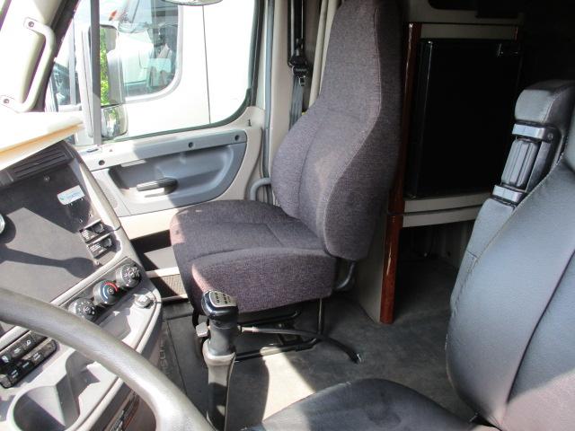 2014 FREIGHTLINER CA12564ST Cascadia Conventional