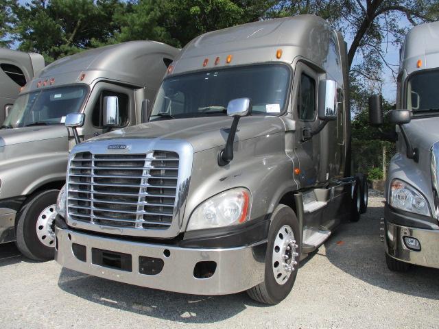 2014 FREIGHTLINER CA12564ST Cascadia Conventional