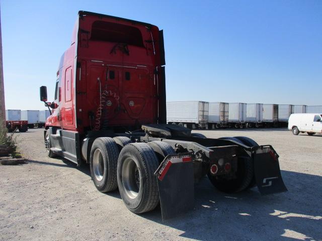 2015 FREIGHTLINER CA12564ST Cascadia Conventional