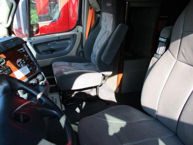 2017 FREIGHTLINER CA12564ST Cascadia Evolution Conventional