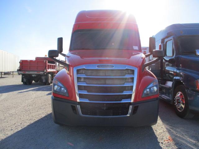 2019 FREIGHTLINER CA12664ST Cascadia Conventional