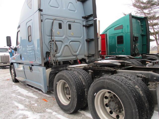 2016 FREIGHTLINER CA12564ST Cascadia Evolution Conventional