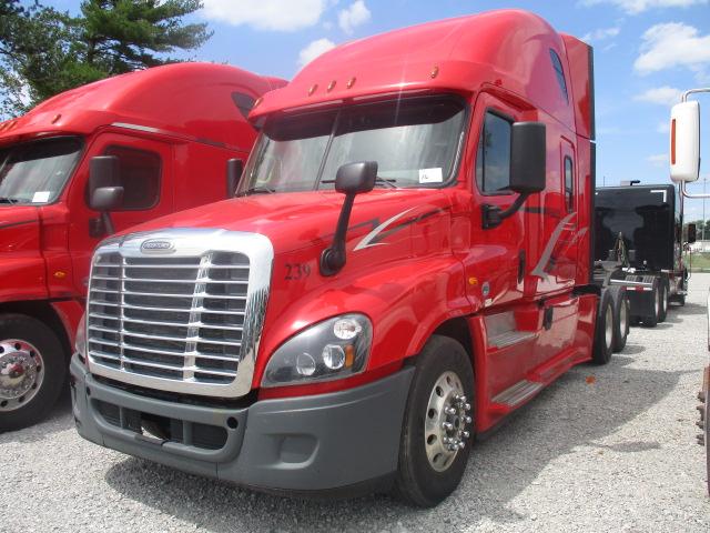 2016 FREIGHTLINER CA12564ST Cascadia Conventional