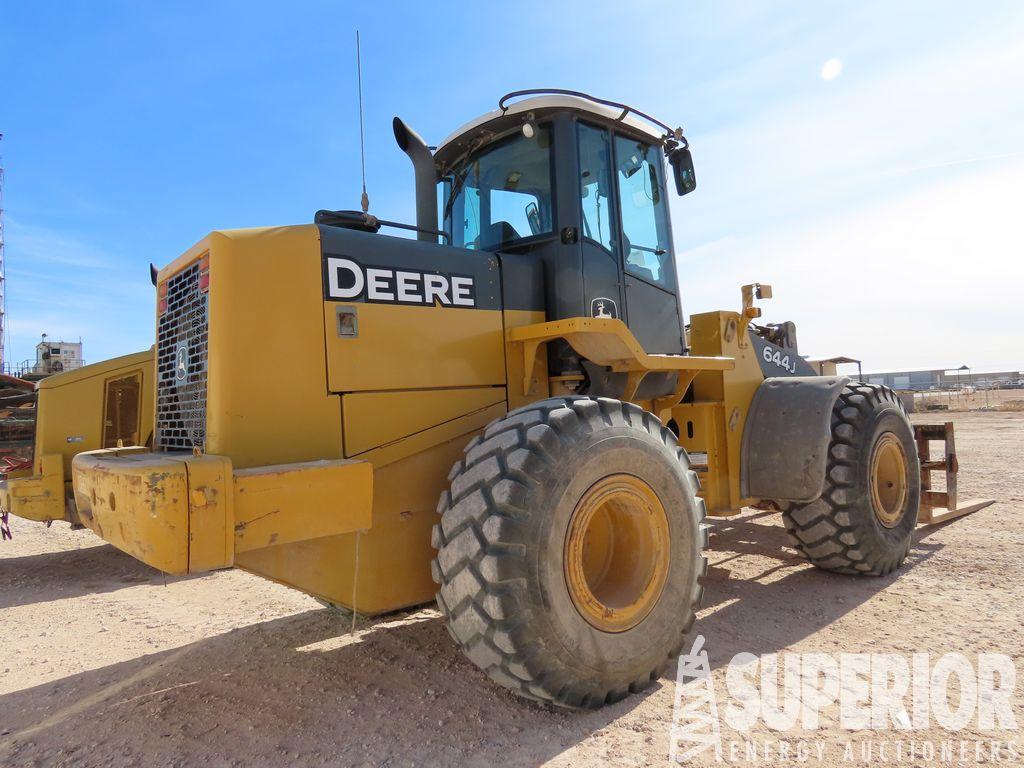 (3-317) 2006 JOHN DEERE 644J Wheel Loader, S/N-DW6