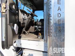 (x) (4-24) 2007 KENWORTH T800B Tri Drive Truck Tra