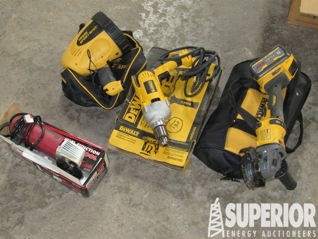 DEWALT DCG418 Rt Angle Grinder w/Battery Chargers