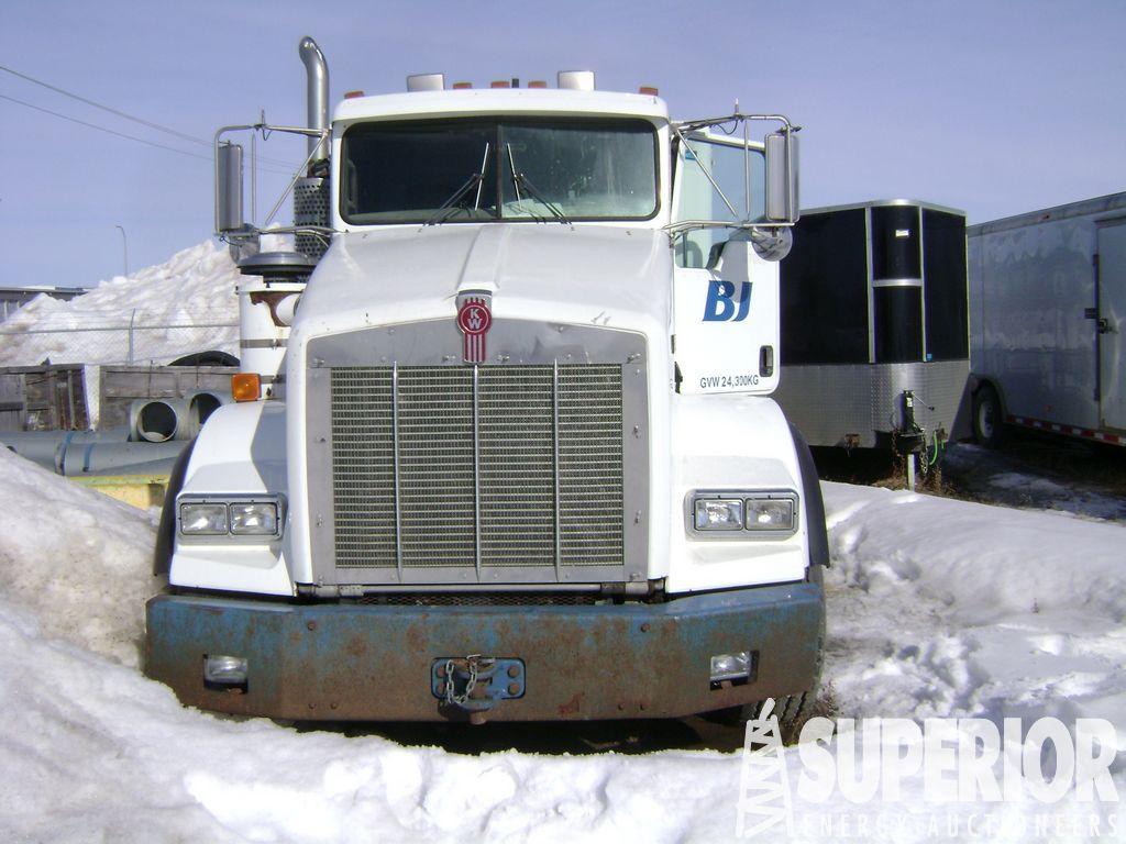 (x) (1-143) 2006 KENWORTH T800 T/A Line/Iron Truck