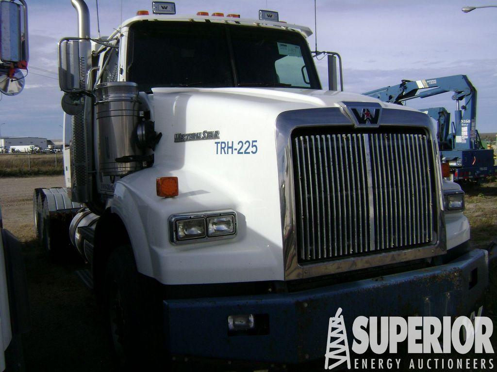 (x) 2011 WESTSERN STAR 4900 Triaxle Truck Tractor,